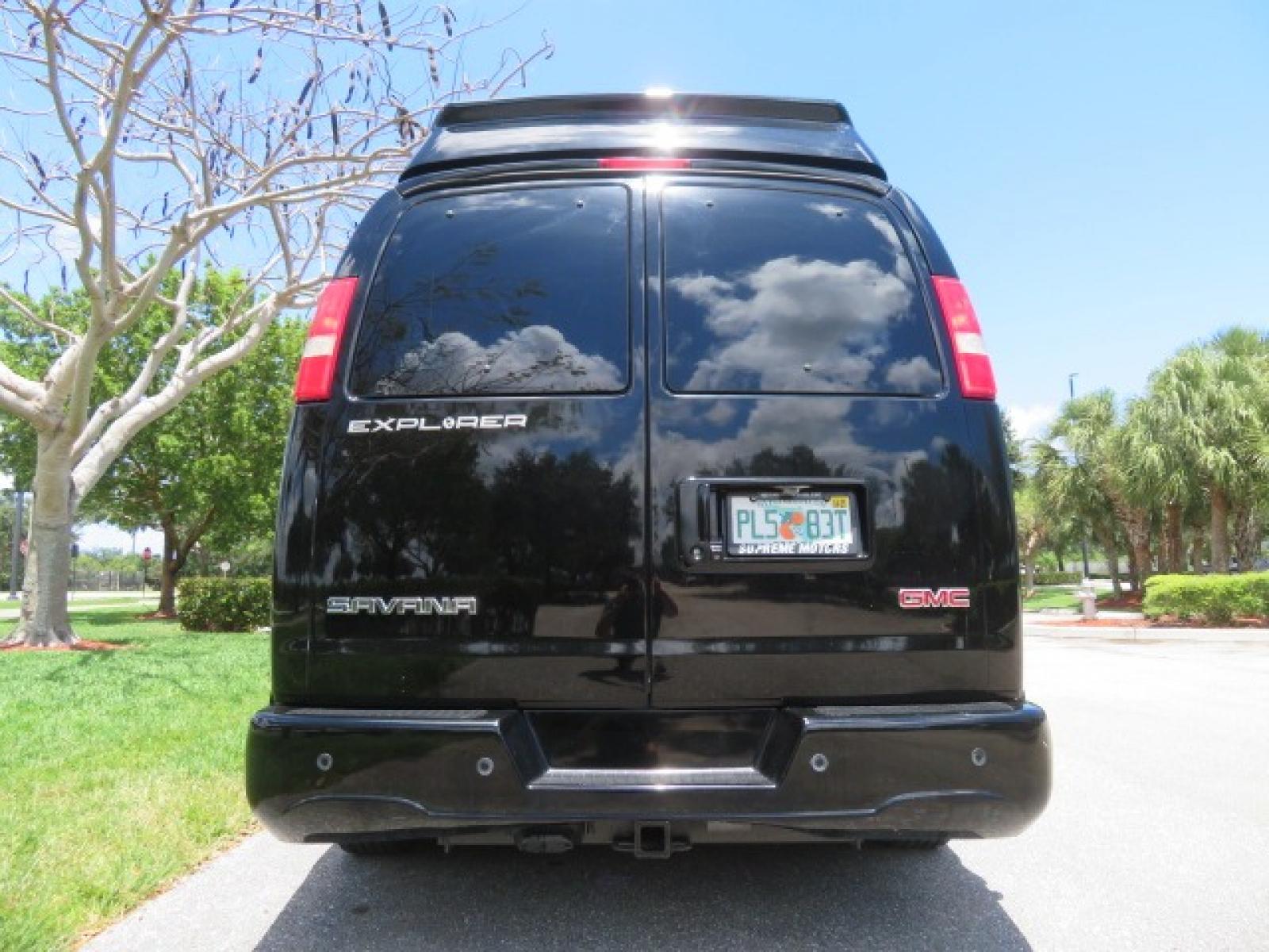 2018 Black /Red GMC Savana G2500 Cargo (1GTW7AFG9J1) with an 6.0L V8 OHV 16V FFV engine, 6A transmission, located at 4301 Oak Circle #19, Boca Raton, FL, 33431, (954) 561-2499, 26.388861, -80.084038 - Photo #13